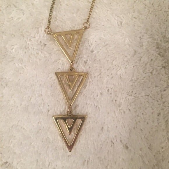 2/$25💋Triple Triangle Gold Pendant Necklace - Picture 3 of 5